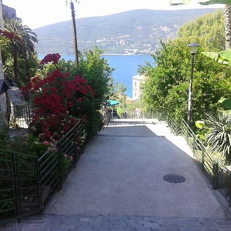 Apartment Old Town Herceg Novi Exteriör bild